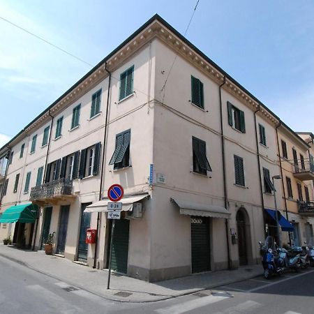 La Viareggina Hotel Viareggio Luaran gambar