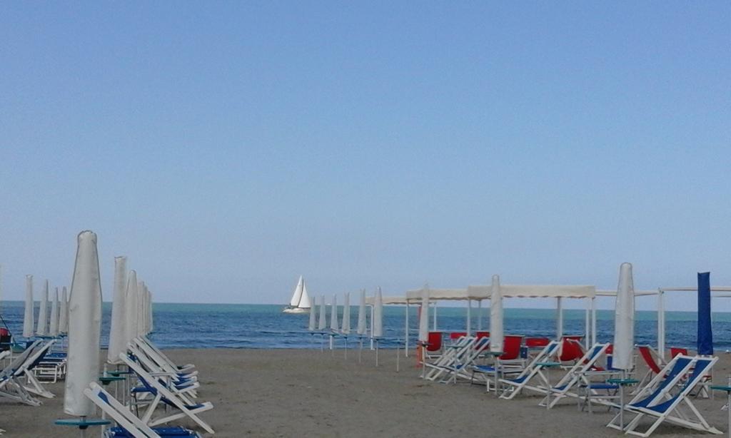 La Viareggina Hotel Viareggio Luaran gambar